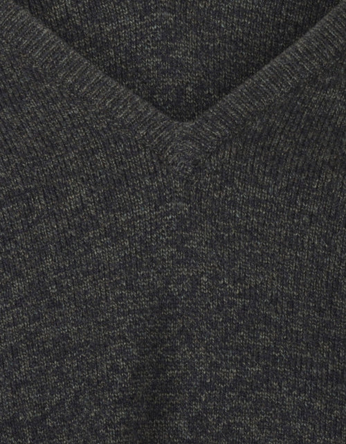 William Lockie Pullover Lambswool V-neck | Navy/Seaweed