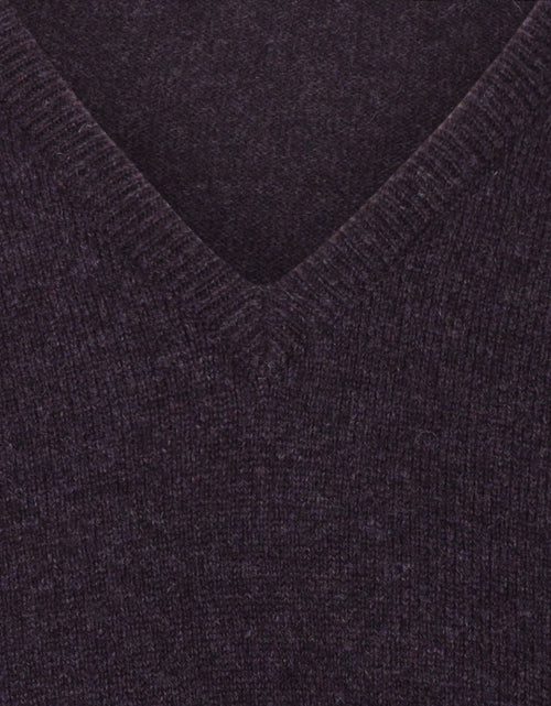 William Lockie Pullover Lambswool V-neck | Elderberry